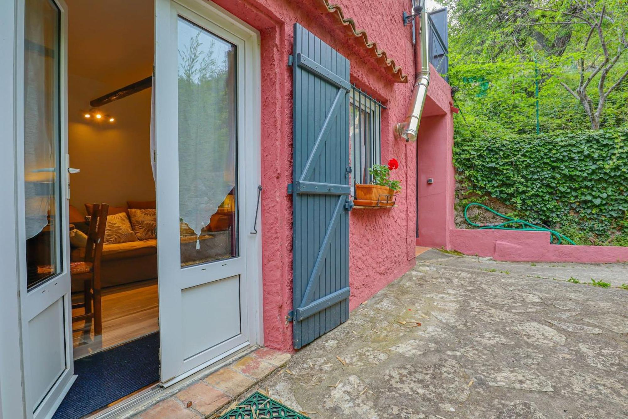 "La Petite Maisonnette" Au Calme, Proche Plage Menton Exterior photo